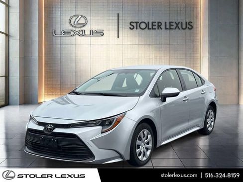 Used 2023 Toyota Corolla LE image 7