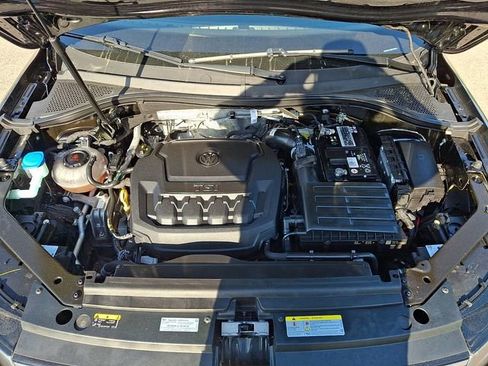 Used 2022 Volkswagen Tiguan SE FWD image 30
