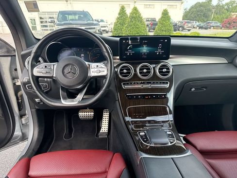 Used 2022 Mercedes-Benz GLC 300 image 23