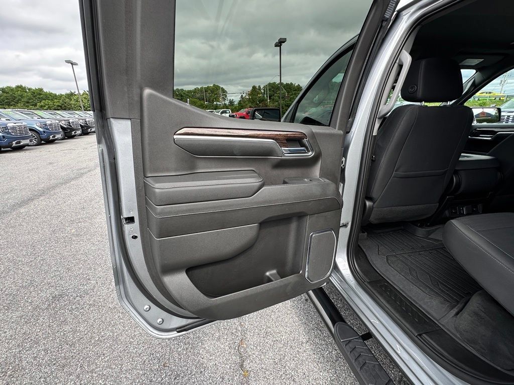 Used 2023 GMC Sierra 1500 Elevation AWD/4WD image 25