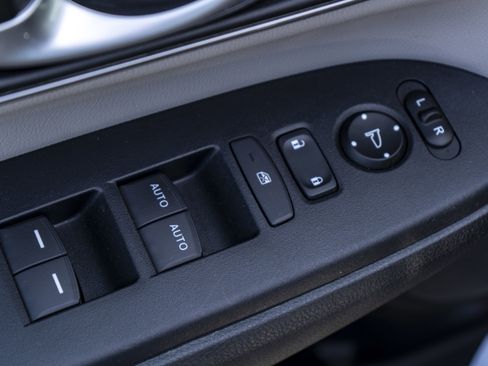 Used 2019 Honda CR-V EX-L image 37