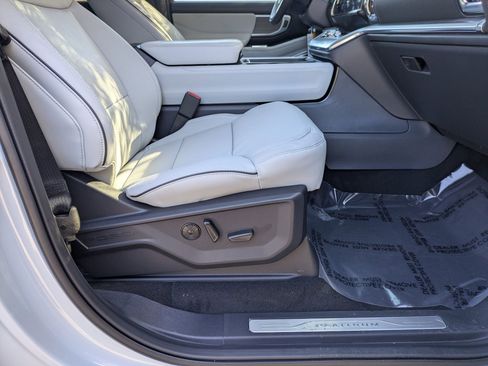 New 2025 Ford Expedition Platinum w/ Platinum Ultimate Package image 41