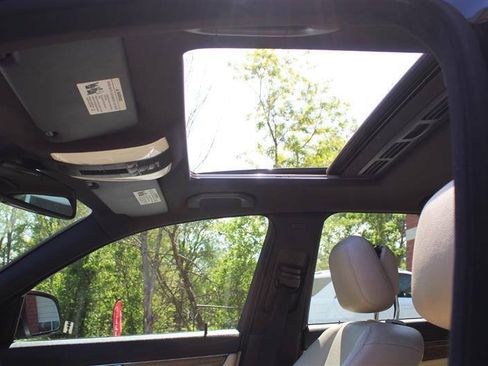Used 2008 Mercedes-Benz C 350 Sport image 21