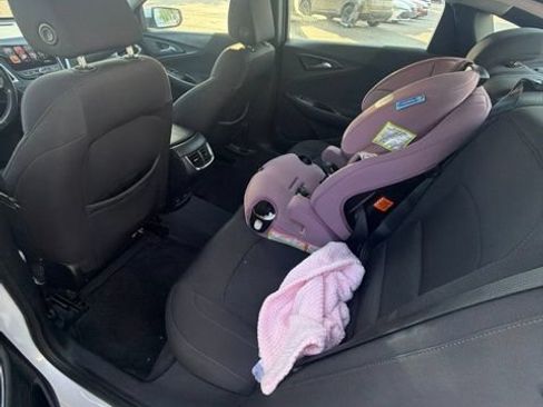 Used 2018 Chevrolet Malibu LT FWD image 9