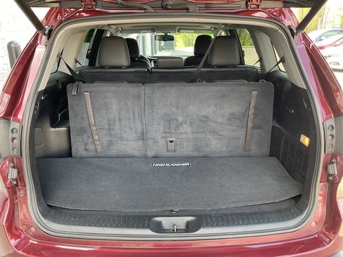 Used 2015 Toyota Highlander XLE AWD/4WD image 35