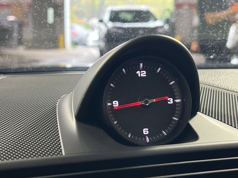 Used 2022 Porsche Panamera 4 image 33