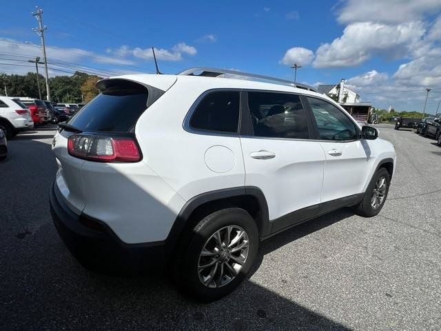 Used 2019 Jeep Cherokee Latitude Plus w/ Cold Weather Group AWD/4WD image 7
