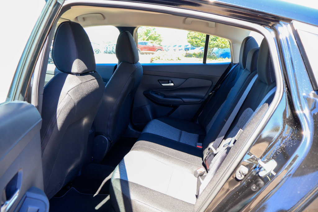 New 2027 Nissan Sentra SV w/ Floor Mat Package FWD image 8