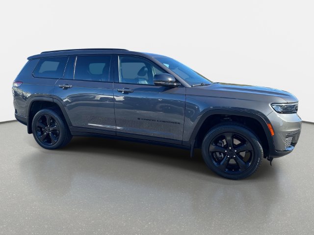 Used 2023 Jeep Grand Cherokee L Altitude AWD/4WD image 7