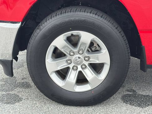 Used 2024 RAM 1500 Laramie RWD image 11