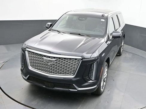 New 2026 Cadillac Escalade ESV Luxury w/ LPO, Radiant Package AWD/4WD image 34