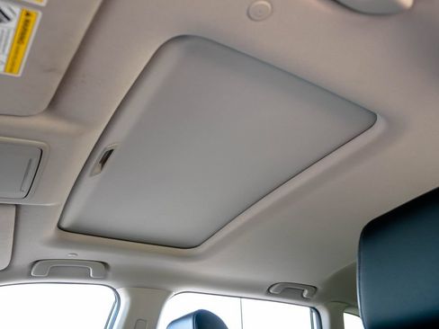 Used 2023 Honda CR-V EX-L image 20