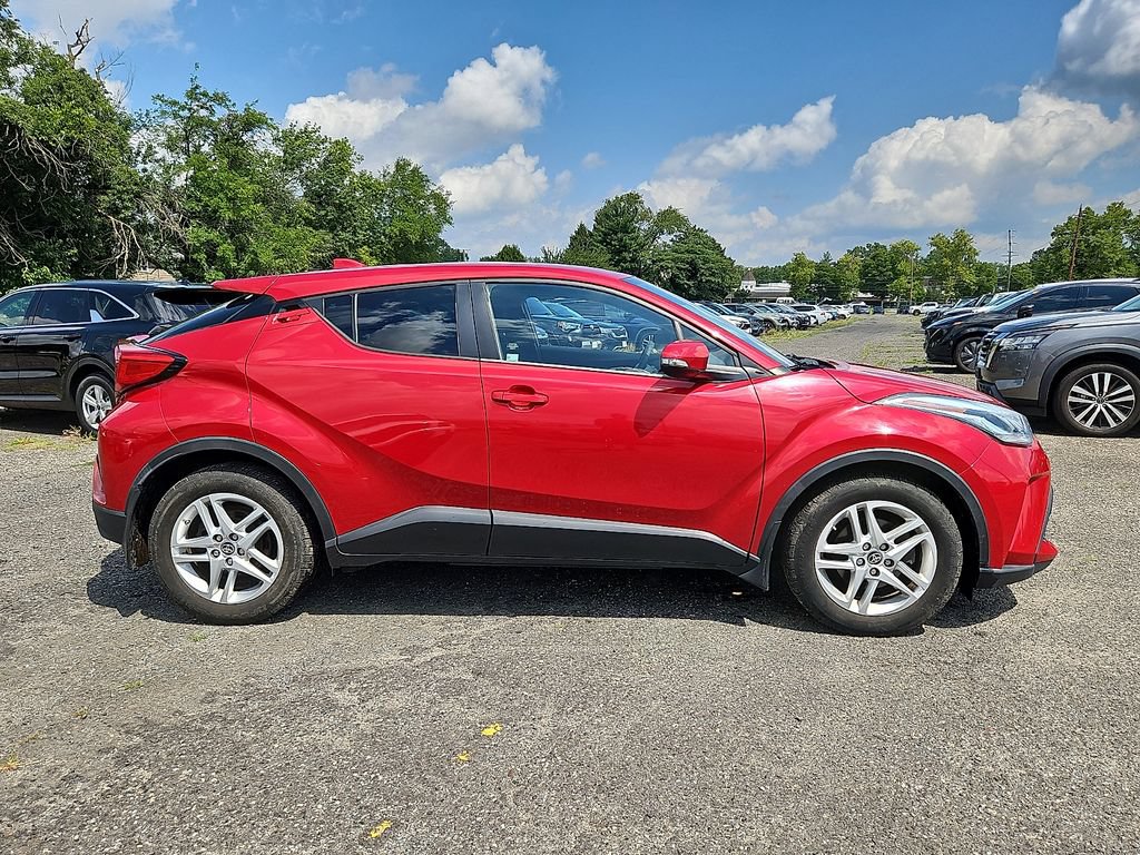 Used 2020 Toyota C-HR LE FWD image 8
