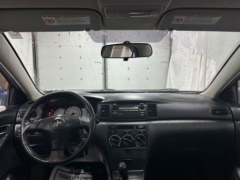 Used 2004 Toyota Corolla CE image 31