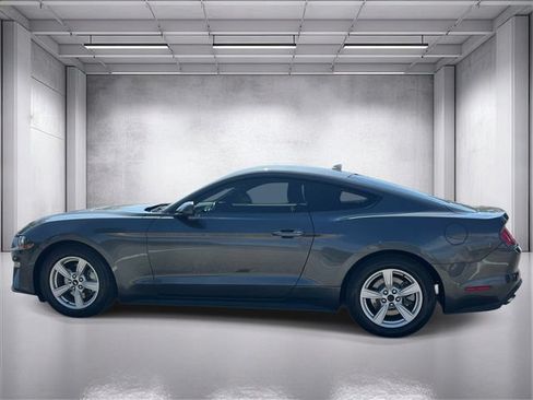Used 2020 Ford Mustang Coupe RWD image 6
