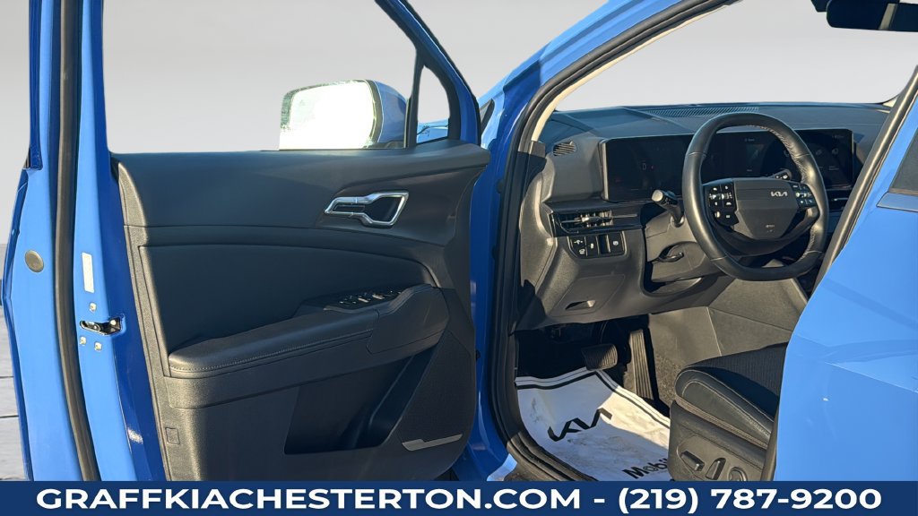 Used 2026 Kia Sportage EX FWD image 23