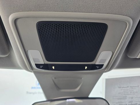 Used 2022 Honda Civic LX image 14