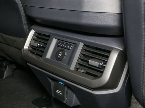 Used 2025 Ford F150 Lariat w/ Equipment Group 502A High AWD/4WD image 20