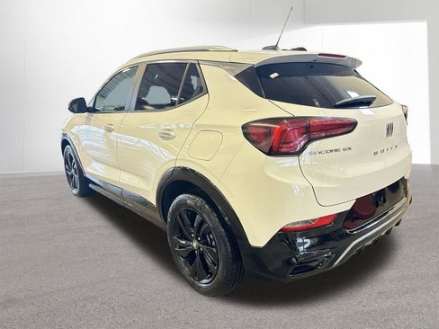 Used 2024 Buick Encore GX Sport Touring image 29