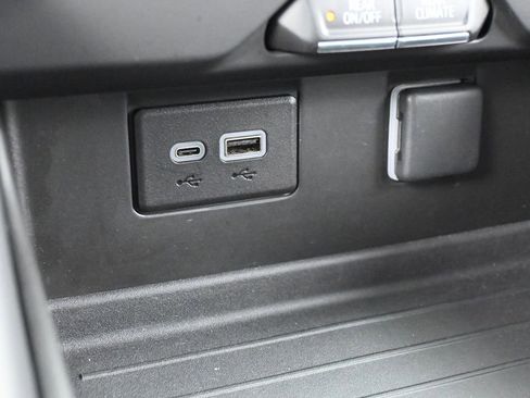 Used 2023 Chevrolet Tahoe LS image 22