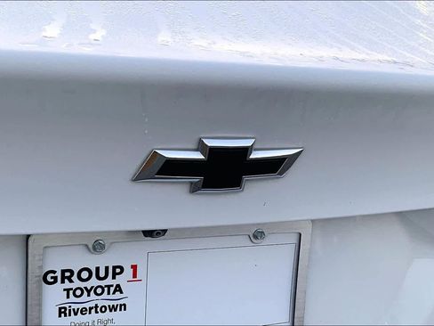 Used 2023 Chevrolet Malibu LT w/ Sport Edition image 9