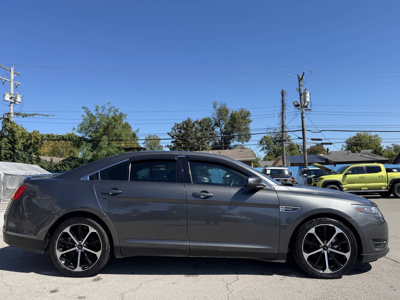 Used 2016 Ford Taurus SEL w/ Equipment Group 201A FWD image 7