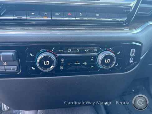 Used 2025 Chevrolet Silverado 1500 RST AWD/4WD image 29