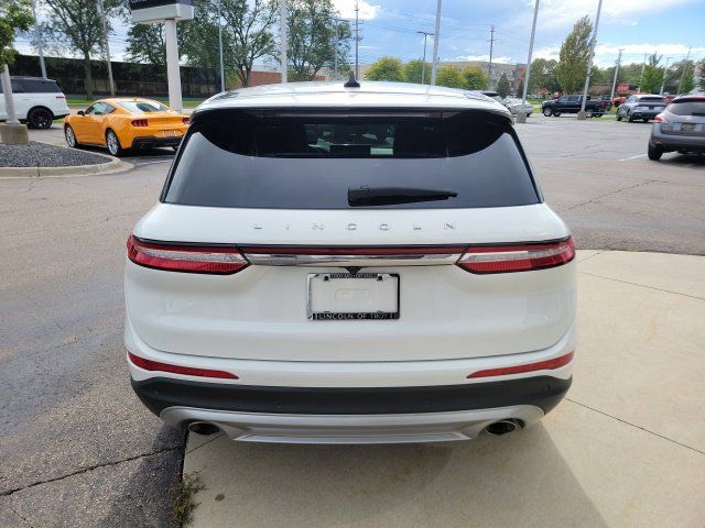 Certified 2024 Lincoln Corsair FWD image 11
