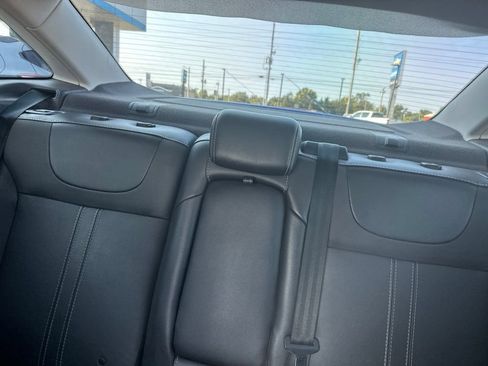 Used 2014 Ford Focus Titanium FWD image 24