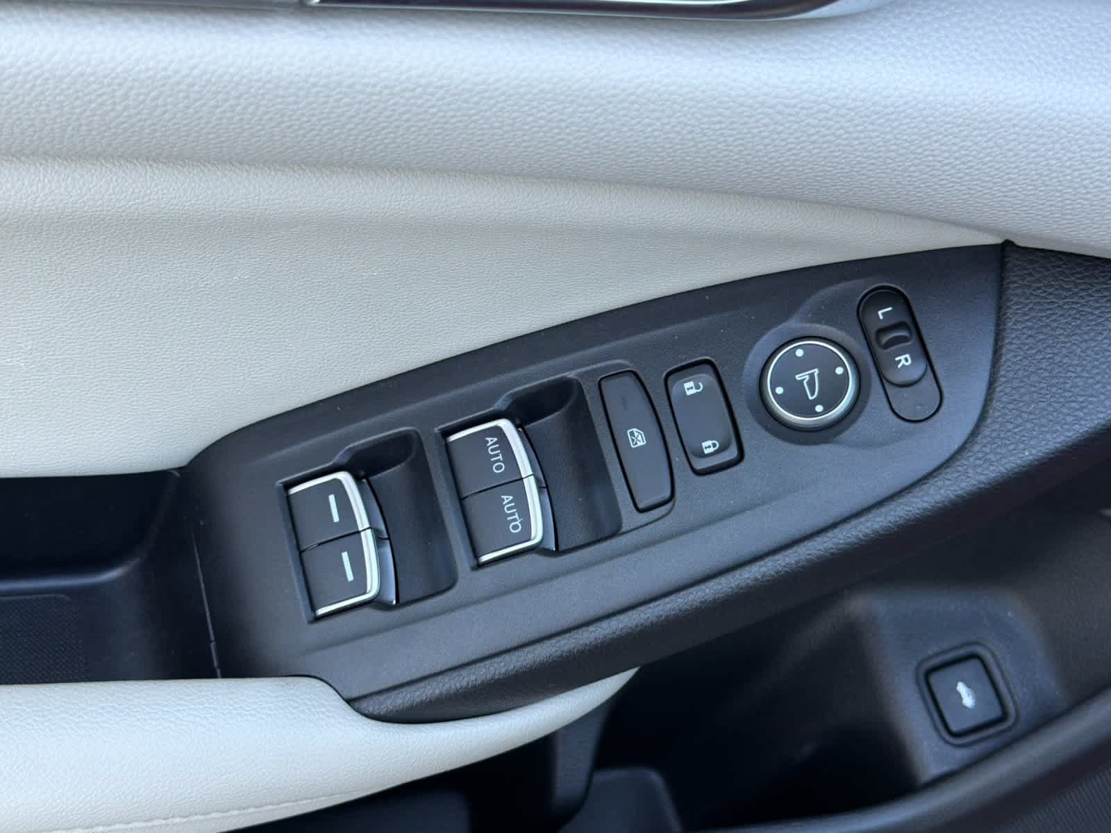 Used 2020 Honda Accord LX image 13
