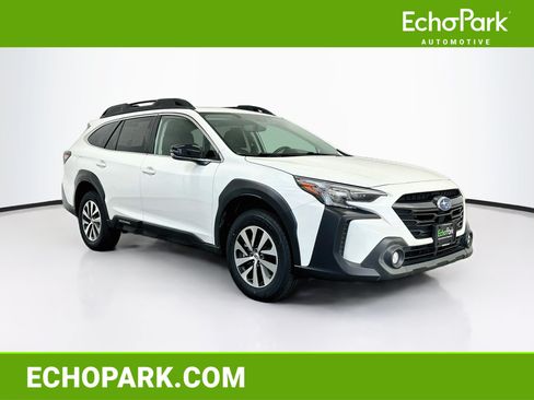 Used 2025 Subaru Outback Premium w/ Popular Package #1A AWD/4WD image 1