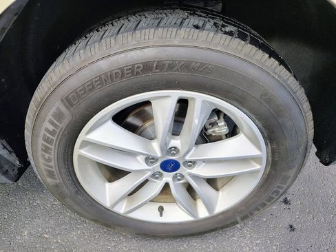 Used 2017 Ford Edge SEL w/ Equipment Group 201A image 21