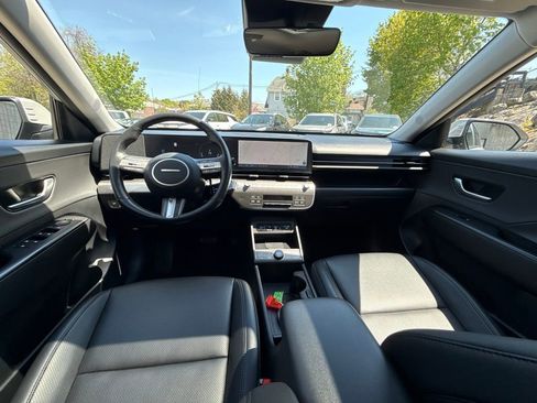 Used 2024 Hyundai Kona Limited FWD image 24