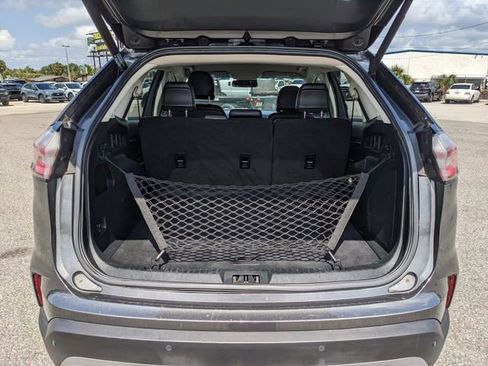 Used 2019 Ford Edge Titanium image 13