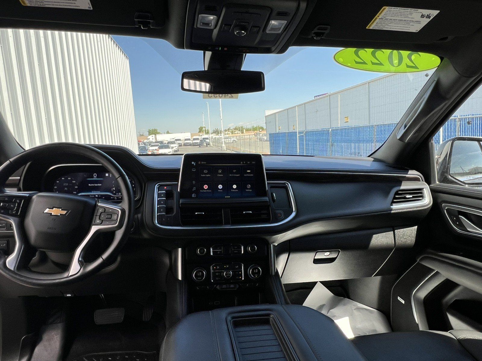 Used 2022 Chevrolet Tahoe LT w/ Luxury Package AWD/4WD image 17