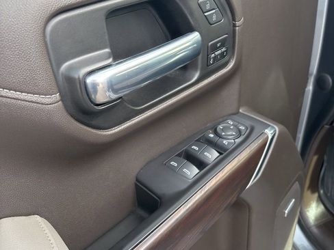 Used 2020 GMC Sierra 1500 SLT w/ SLT Premium Plus Package image 9