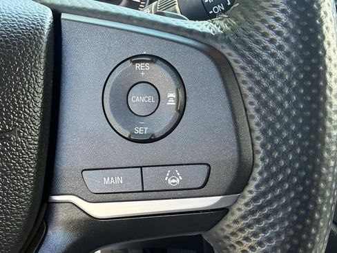 Certified 2025 Honda Passport EX-L image 16