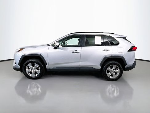 Used 2024 Toyota RAV4 XLE FWD image 9