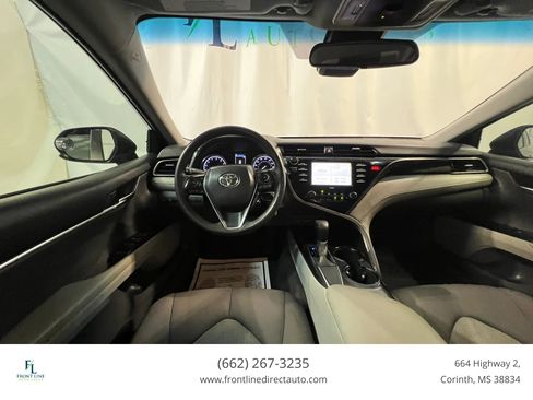 Used 2020 Toyota Camry LE FWD image 13