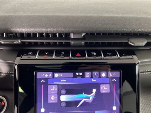 New 2025 Jeep Grand Cherokee L Altitude image 23