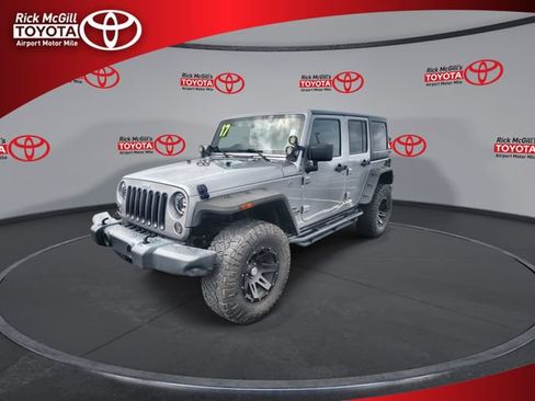 Used 2017 Jeep Wrangler Unlimited Sport w/ Quick Order Package 24S AWD/4WD image 4