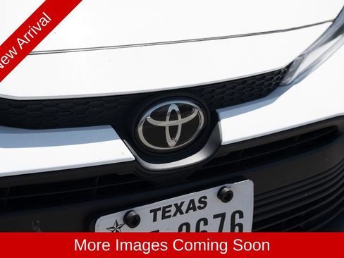 Used 2024 Toyota Corolla LE FWD image 8