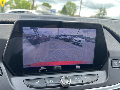 Used 2020 Chevrolet Blazer LT AWD/4WD image 24