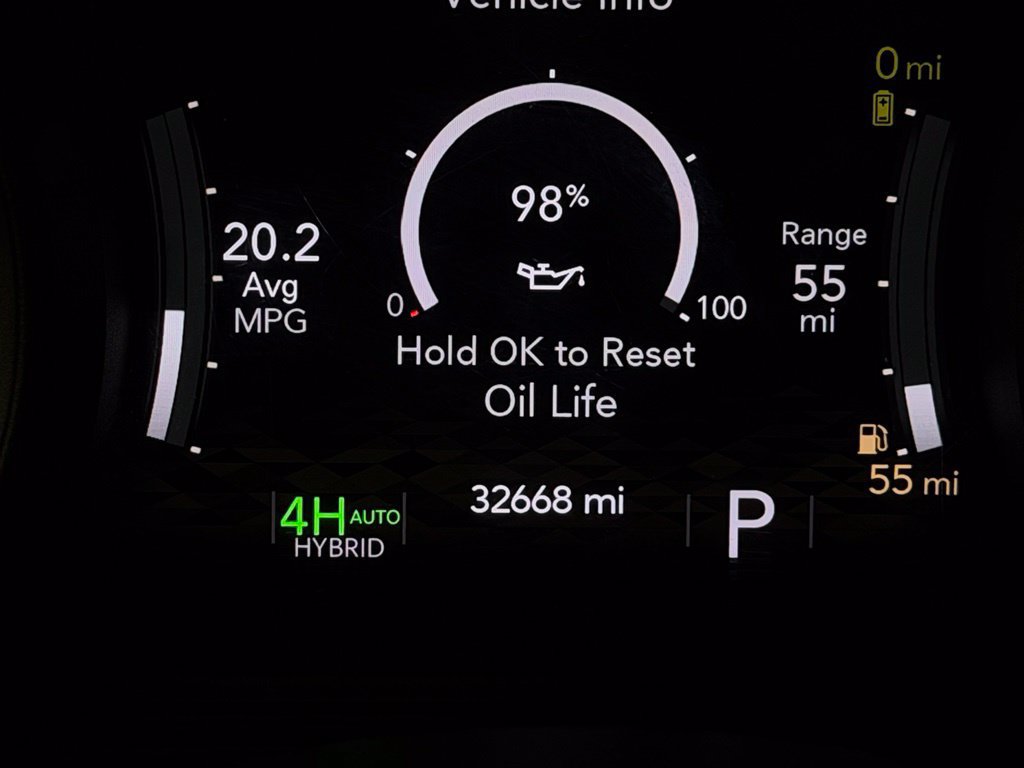 Used 2024 Jeep Wrangler Unlimited Sahara w/ Technology Group AWD/4WD image 15