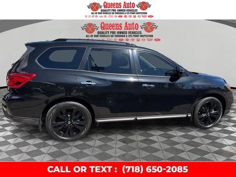 Used 2018 Nissan Pathfinder SL w/ Midnight Edition Package image 8