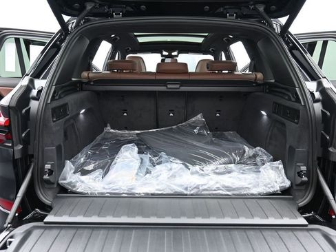 New 2026 BMW X5 xDrive40i w/ M Sport Package AWD/4WD image 16
