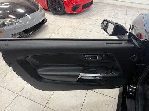Used 2020 Ford Mustang GT RWD image 13