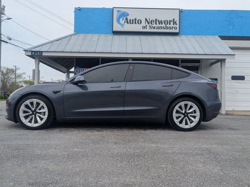 Used 2021 Tesla Model 3 Long Range image 9