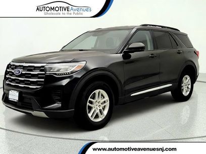 Used 2025 Ford Explorer Active