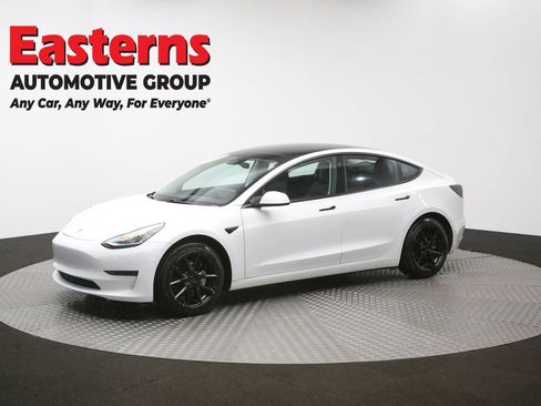 Used 2021 Tesla Model 3 Standard Range Plus RWD image 54